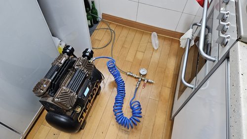 누수탐지 청담동 오피스텔 9층 주방 냉장고 옆 시공 후기 사진