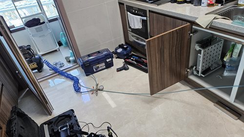 누수탐지 압구정동 아파트 6층 주방 시공 후기 사진