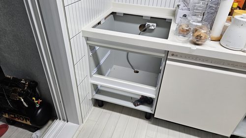 누수탐지 개포동 단독주택 1층 주방 싱크대 아래 시공 후기 사진