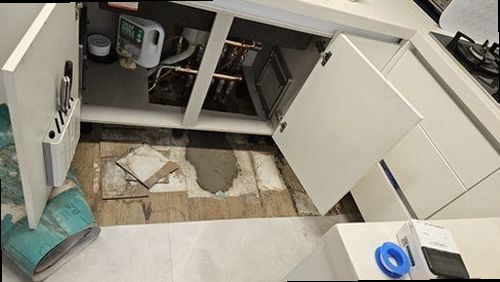 병점구 누수탐지 반정동 아파트 8층 주방 싱크대 앞 시공 후기 사진