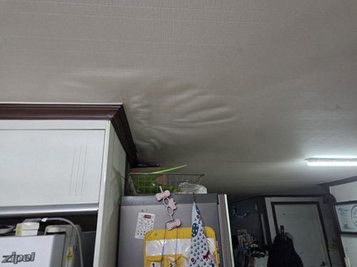 누수탐지 남북동 누수탐지 아파트 안방 도배 얼룩 사례