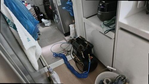 성북구 누수탐지 배관 이음부와 벽면을 나눠서 검증 순서를 정리한 점검 메모 장면