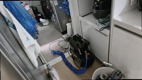 서대문구 누수탐지 연희동 아파트 8층 안방 벽면 시공 후기 사진