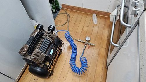 누수탐지 배관 압력과 주변 상태를 함께 확인하는 누수 점검 과정