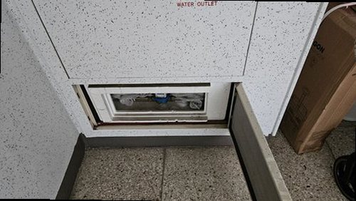 용산구 누수탐지 문배동 아파트 7층 현관 옆 복도 벽 시공 후기 사진