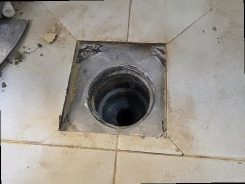 누수탐지 아천동 주택 욕실 배관 점검 장면