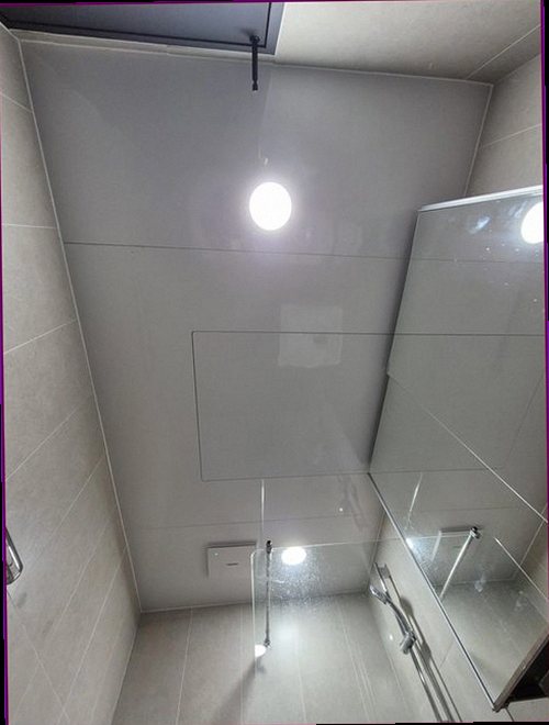 포천 누수탐지 싱크대 하부 배관과 주변 습기 흔적을 확인하는 현장