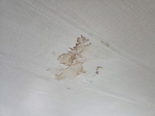 누수탐지 건물 구조별 배관 배치와 누수 발생 위치를 나타낸 도식