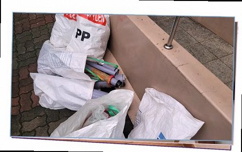 서울 중구 누수탐지 욕실 바닥과 벽면의 누수 흔적을 확인하는 점검 장면