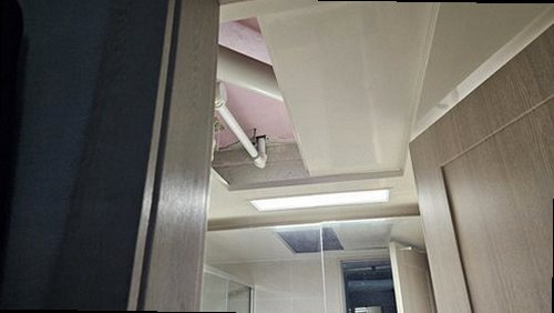 용산구 누수탐지 청파동 다세대주택 2층 현관 벽면 시공 후기 사진