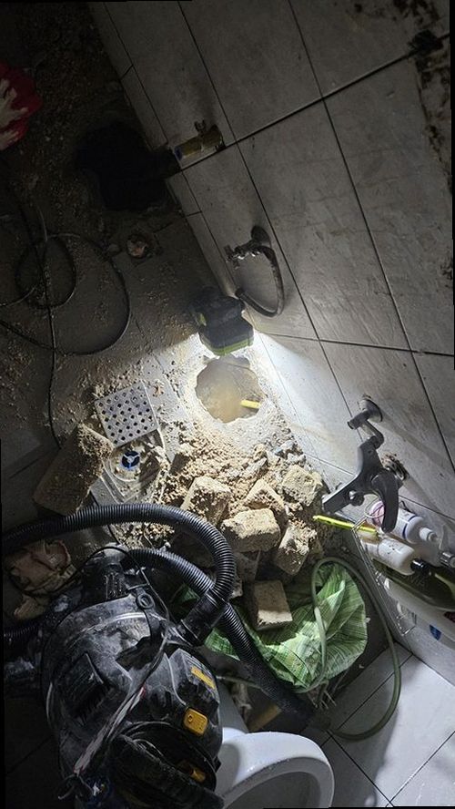 가평 누수탐지 설악면 아파트 6층 욕실 변기 주변 시공 후기 사진