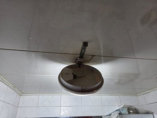 누수탐지 송중동 누수탐지 빌라 욕실 얼룩 미루면 곰팡이 번집니다
