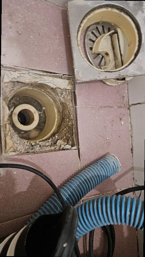 서대문구 누수탐지 북가좌동 아파트 5층 욕실 변기 뒤편 시공 후기 사진