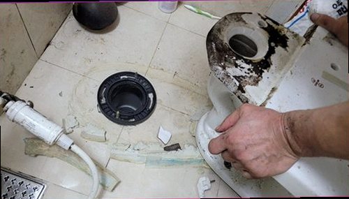마포구 누수탐지 배관 압력과 벽체 내부 수분 분포를 확인하는 검사 장면