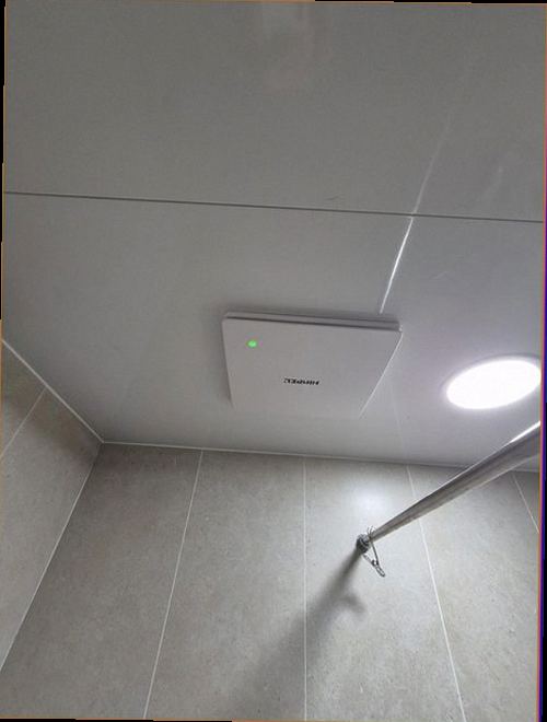 오정구 누수탐지 벽면 얼룩과 계량기 변화를 확인하는 누수 점검 장면