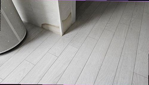 여주 누수탐지 배관 압력과 벽체 수분을 측정하며 누수 위치를 확인하는 현장