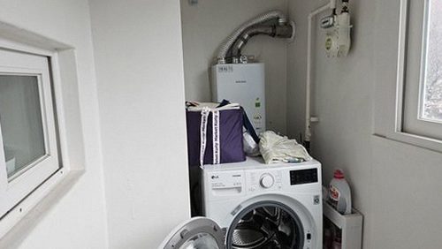 누수탐지 보일러 주변 누수 의심 부위와 계량기 확인 모습