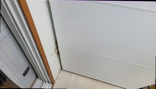 계양구 누수탐지 천장 얼룩과 벽면 습기 상태를 확인하는 현장