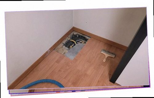 의정부 누수탐지 거실 천장에 번진 얼룩과 들뜬 벽지 상태