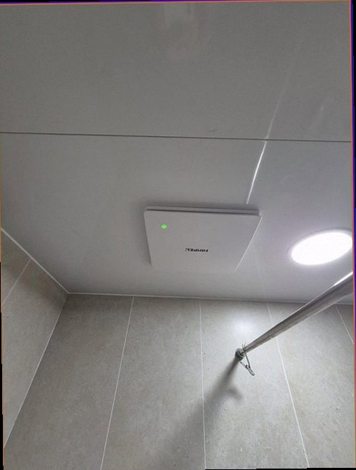 누수탐지 누수 원인 확인 후 배관 보수와 재점검을 진행하는 모습