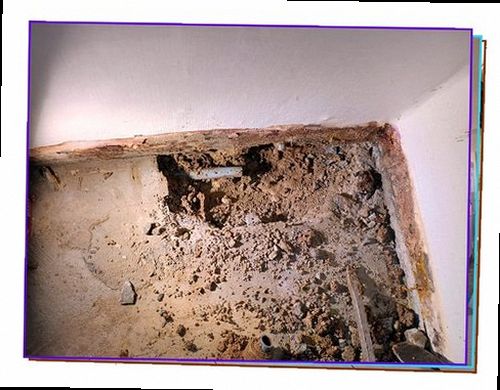 누수탐지 누수 의심 구간을 확인하는 점검 장면