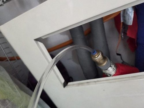누수탐지 신진동 누수탐지 미루면 아파트 천장 얼룩이 커집니다
