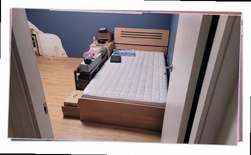 의정부 누수탐지 싱크대 하부와 벽면의 누수 흔적을 확인하는 현장 점검 모습