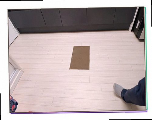 누수탐지 벽면 얼룩과 바닥 습기 등 누수 의심 신호를 확인하는 장면