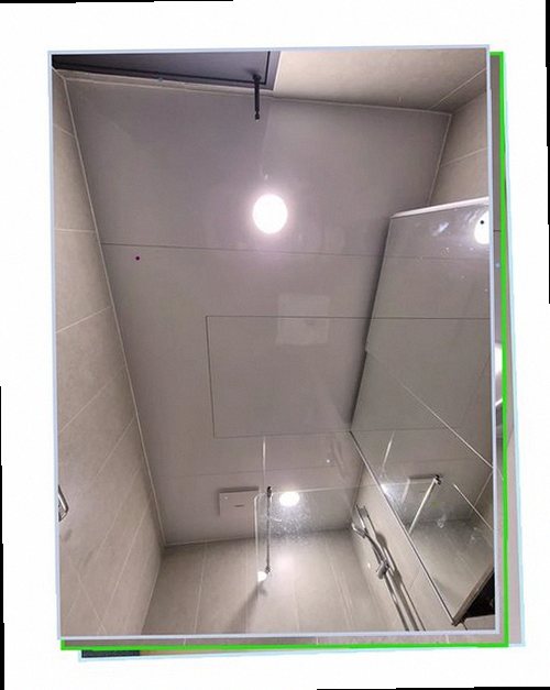 누수탐지 베란다 천장 얼룩과 수분 분포를 확인하는 점검 장면