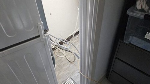 누수탐지 청산면 누수탐지 빌라 베란다 우수관 방치하면 벽체가 젖습니다