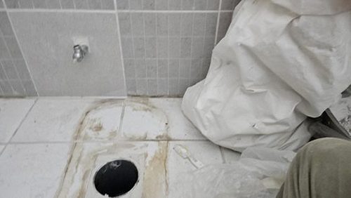 누수탐지 약대동 누수탐지 미루면 빌라 벽지 얼룩이 번집니다