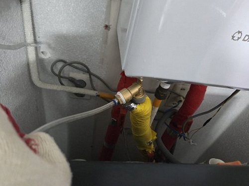 누수탐지 배관 압력 변화를 기록하는 계측 장비