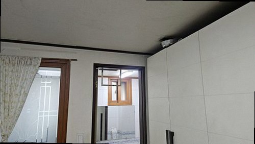 포천동 아파트 10층 거실 바닥 시공 후기 사진