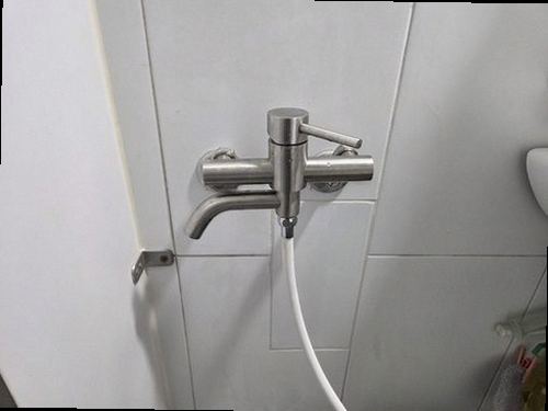 원미구 누수탐지 중동 원룸 건물 5층 욕실 문틀 시공 후기 사진