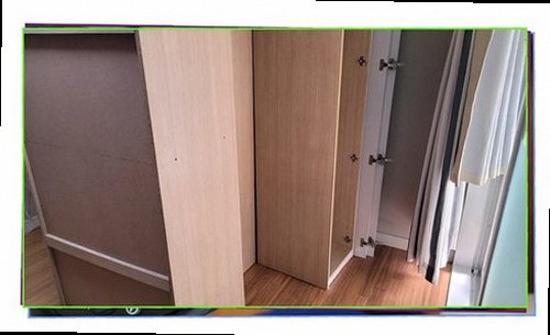 누수탐지 싱크대 주변 누수 점검 중 천장 얼룩을 확인하는 현장 모습