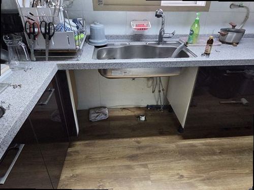시흥 누수탐지 능곡동 아파트 7층 주방 벽면 시공 후기 사진