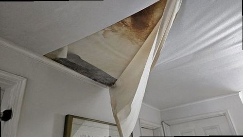 천안시 동남구 누수탐지 청수동 아파트 5층 거실 벽면 시공 후기 사진