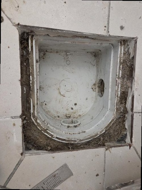 권선구 누수탐지 입북동 빌라 2층 욕실 옆 복도 벽 시공 후기 사진