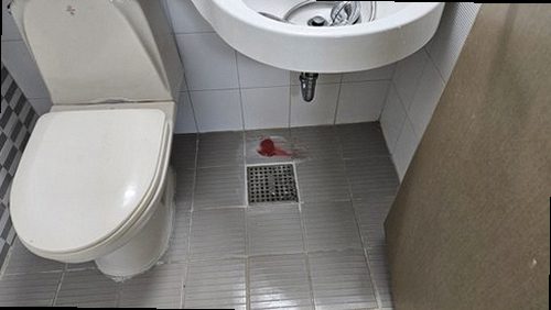송파구 누수탐지 신천동 아파트 10층 욕실 샤워부스 하단 시공 후기 사진
