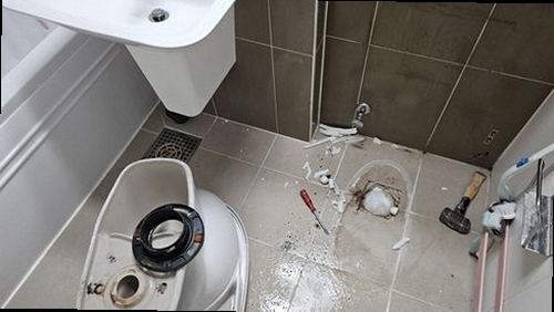 만세구 누수탐지 시장동 상가 1층 화장실 시공 후기 사진