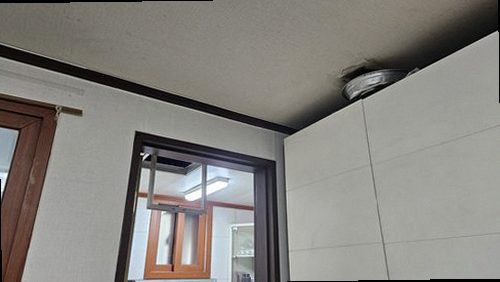 부평구 누수탐지 산곡동 아파트 4층 아이방 붙박이장 뒤 시공 후기 사진