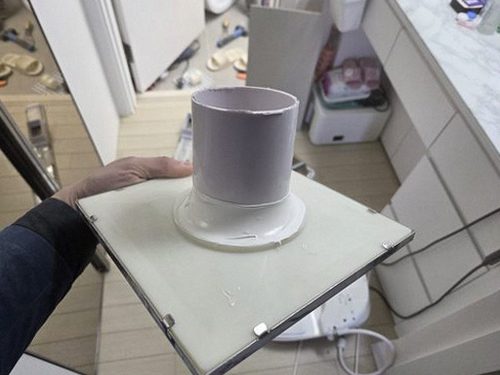 누수탐지 벽면 청음 점검과 열화상 카메라 측정 장면 비교