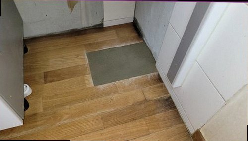 누수탐지 주방 주변 얼룩과 점검 위치를 보여주는 이미지