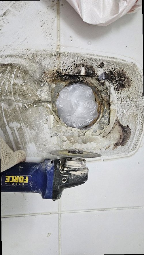 권선구 누수탐지 고색동 상가 1층 화장실 시공 후기 사진