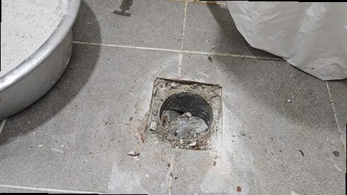 상록구 누수탐지 일동 상가 1층 화장실 앞 바닥 시공 후기 사진