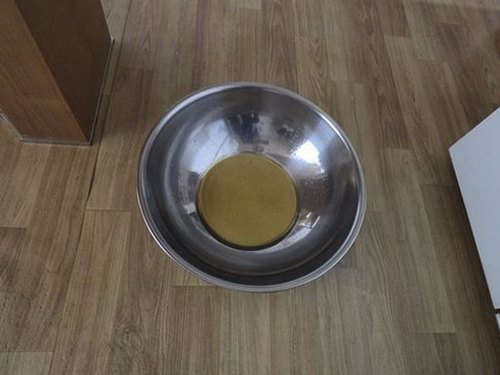 누수탐지 벽과 천장의 습윤 흔적을 확인하는 점검 과정