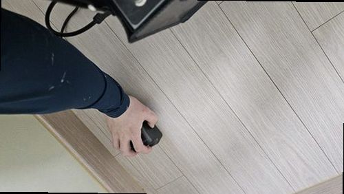 누수탐지 배관 점검 기록과 계량기 수치를 정리한 메모