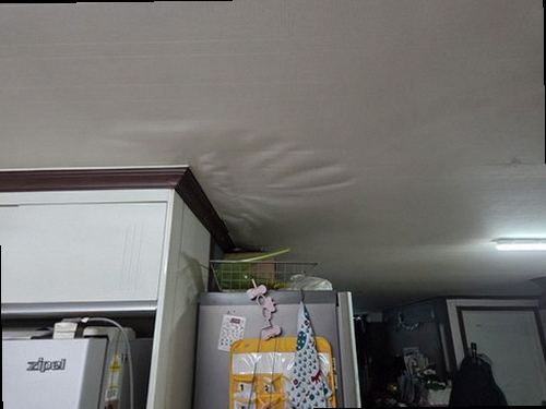 권선구 누수탐지 평동 빌라 1층 욕실 입구 시공 후기 사진