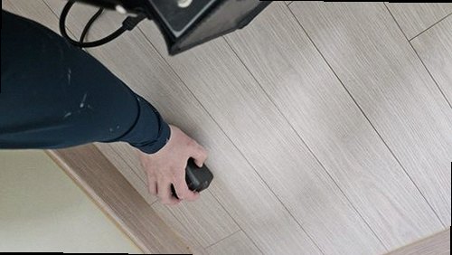누수탐지 욕실 천장 얼룩을 기록하는 점검 전 사진