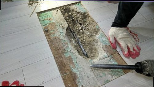성북구 누수탐지 계량기와 배관 주변 상태를 확인하며 누수 원인을 좁히는 과정
